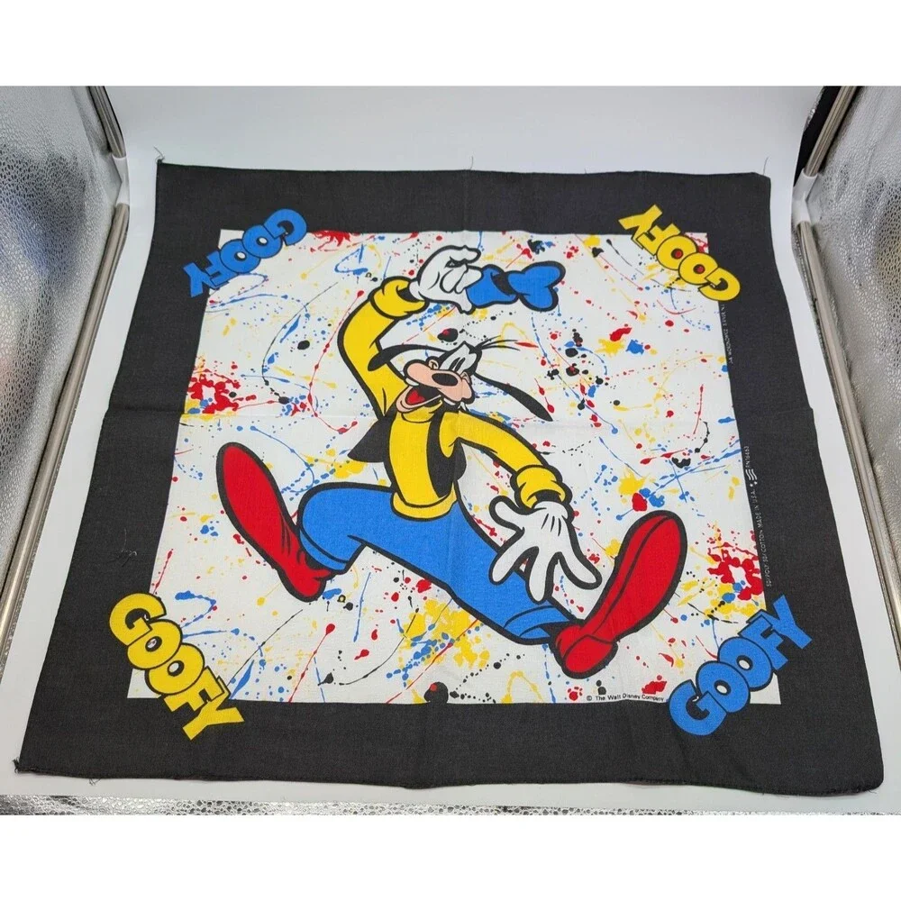 4 Disney J.A. Woronowicz Mickey Minnie Goofy Donald Pluto Bandanas Handkerchief